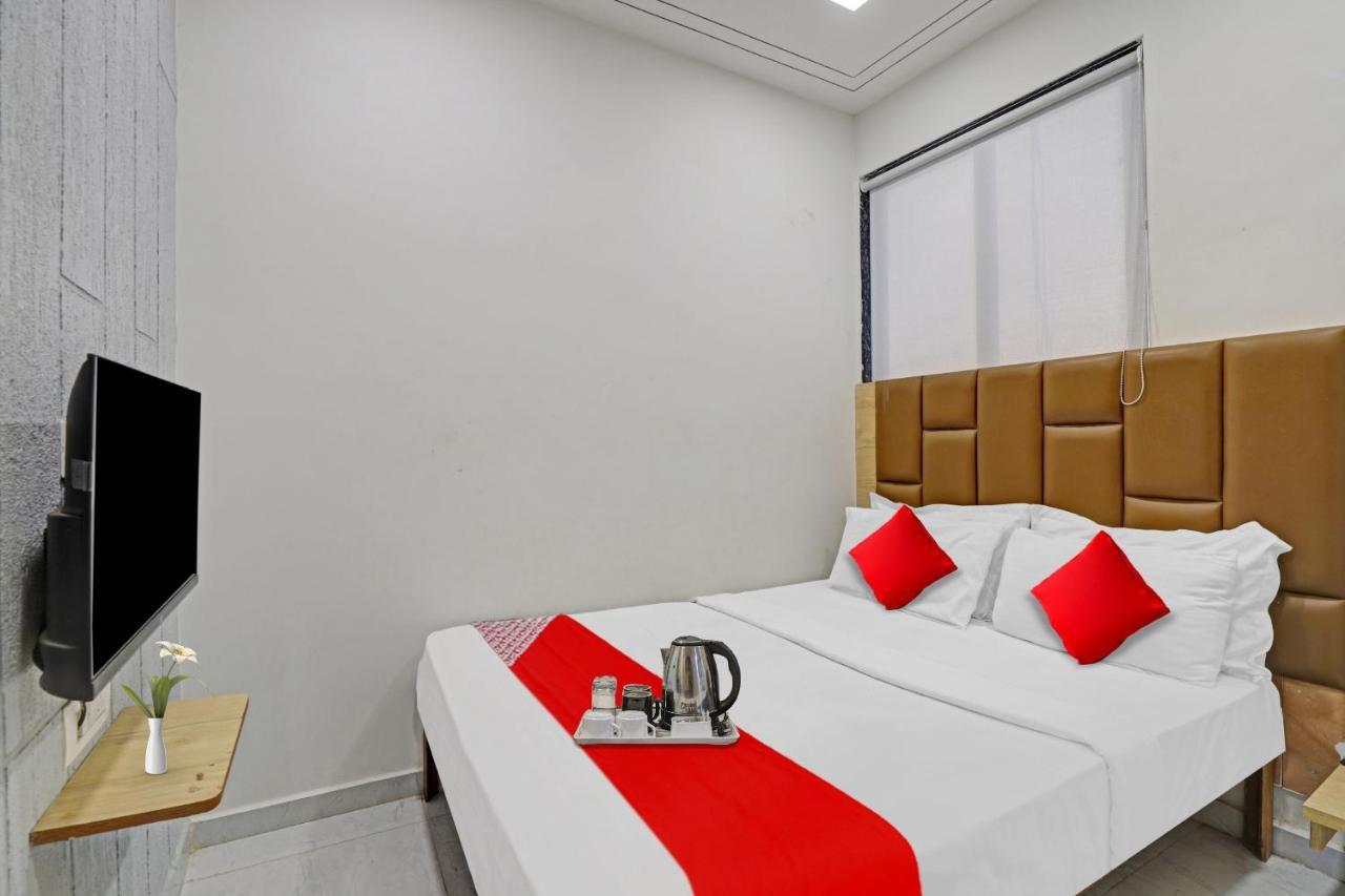 Hotel O Royal Orbit Surat Dış mekan fotoğraf